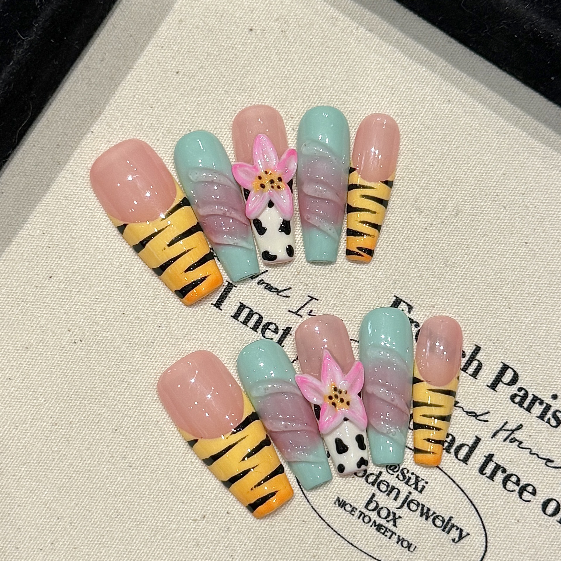 Resin Art Flowers - 10pcs Pure Hand Pressed Coffin Nail