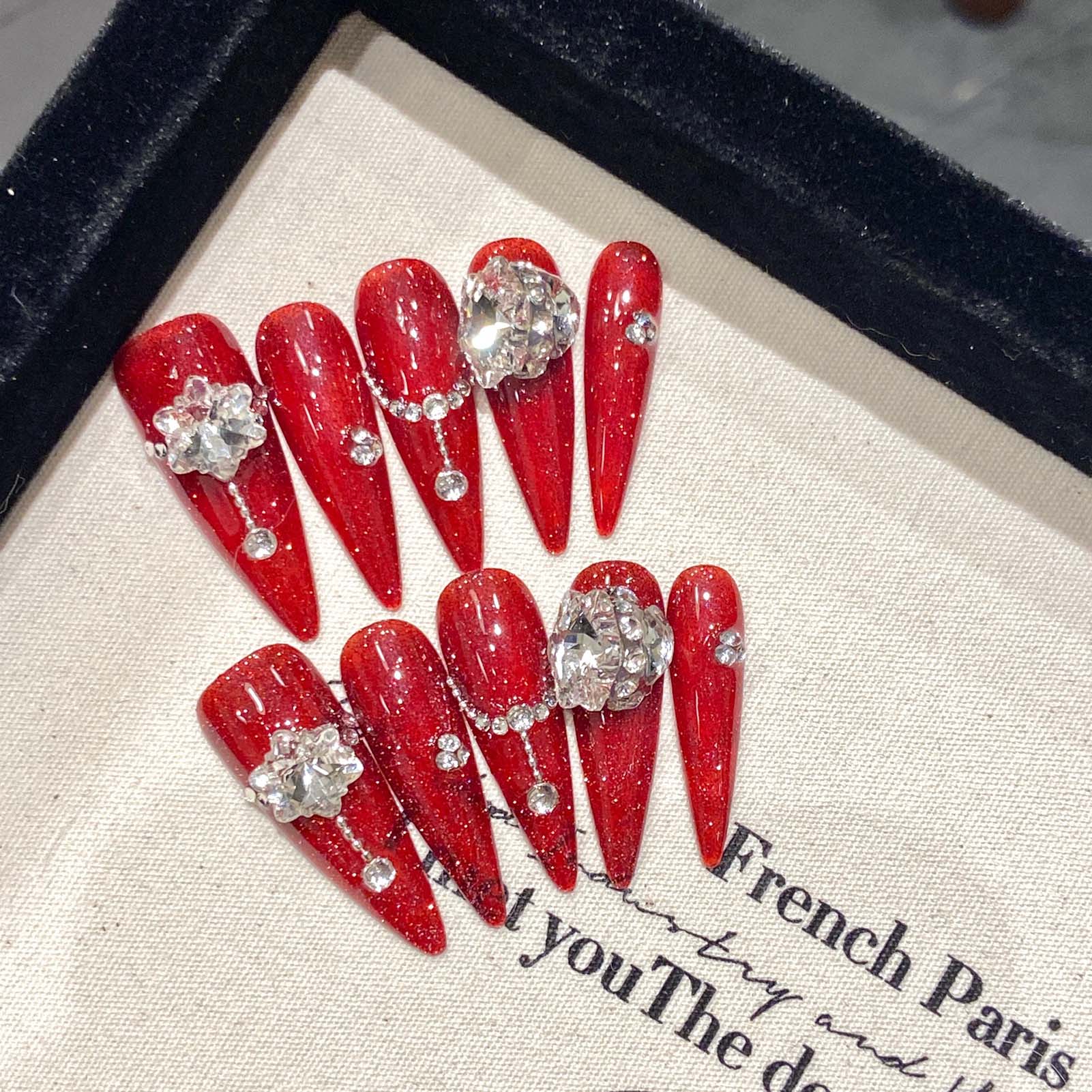 10pcs Handmade Red False Nails - Resin Art Flowers のレビューと価格