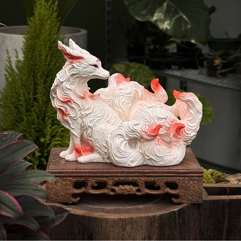 Nine-tailed fox ornaments fox  - Resin Art Gift For Anniversary のレビューと価格