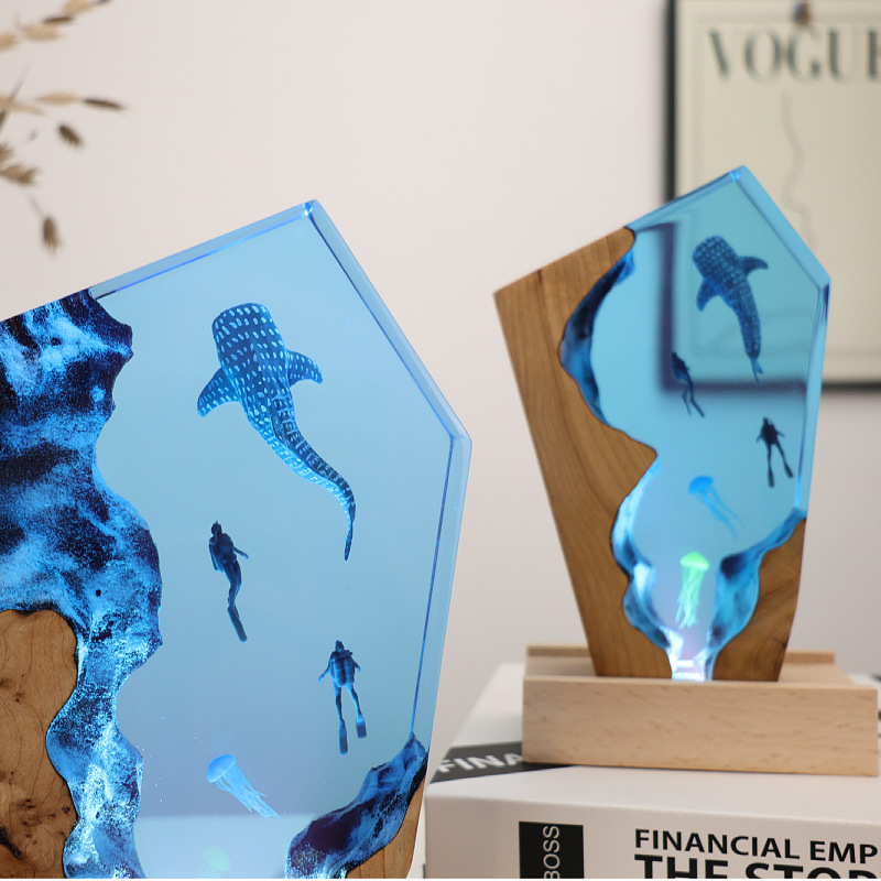 Resin Cave Whale Diver Desktop - Resin Art Gift For Anniversary のレビューと価格