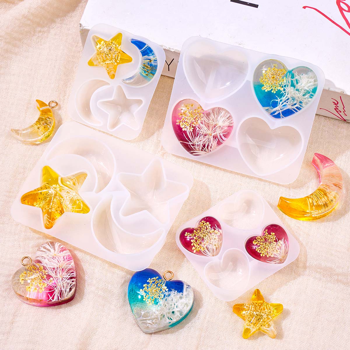 Heart Star Moon Pendant Silico - Resin Art Epoxy のレビューと価格