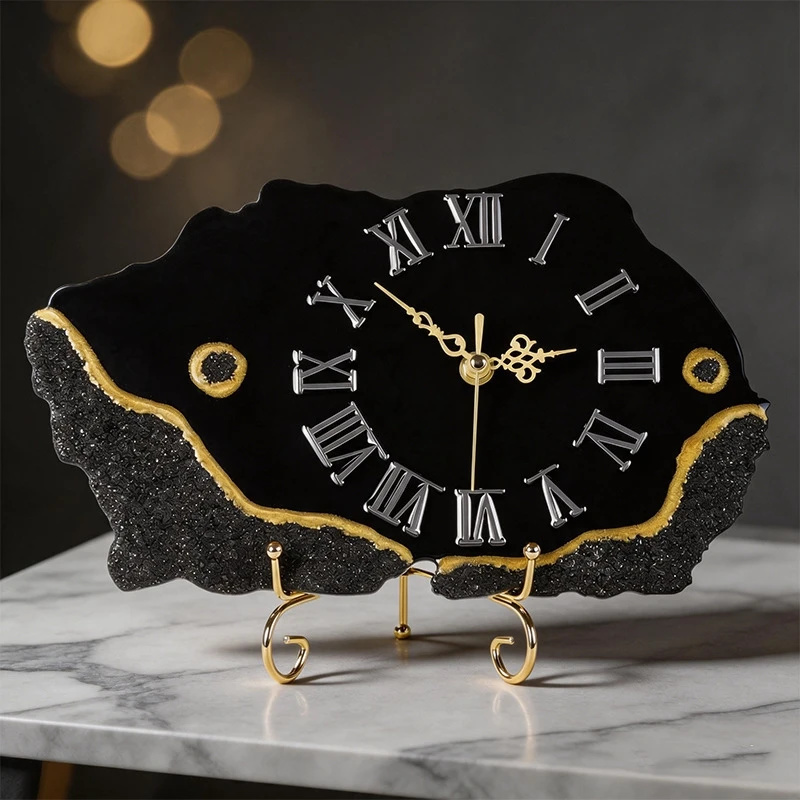 Black Crystal Chip Gold Edged  - Resin Art Wall Clock のレビューと価格