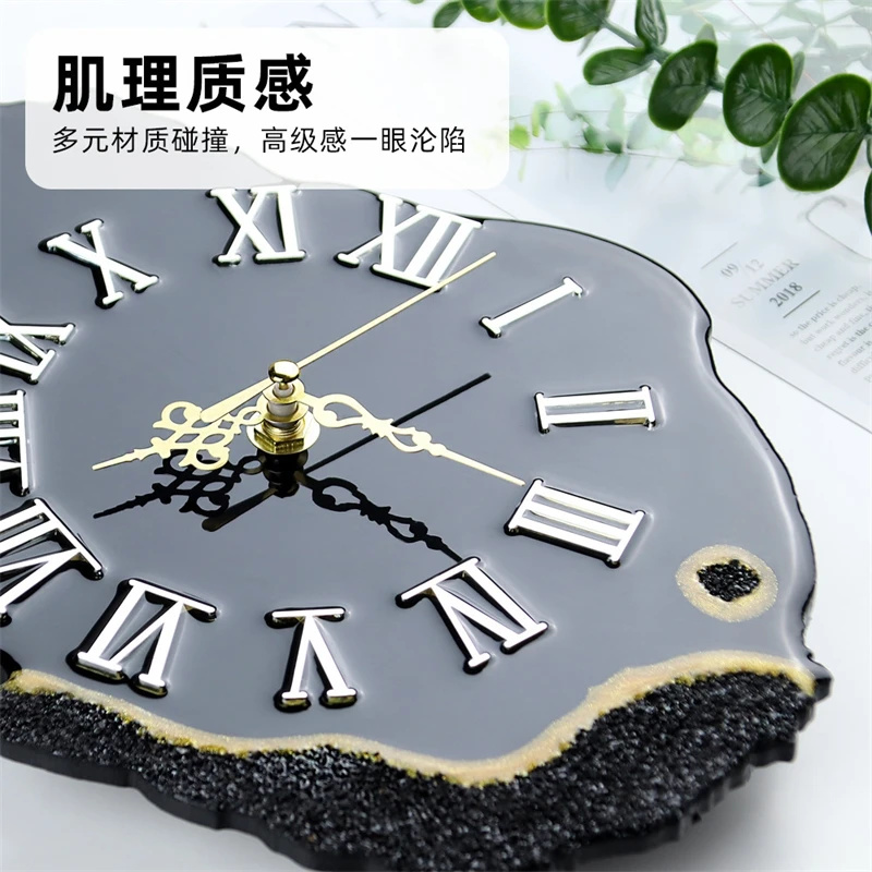 Black Crystal Chip Gold Edged  - Resin Art Wall Clock のレビューと価格