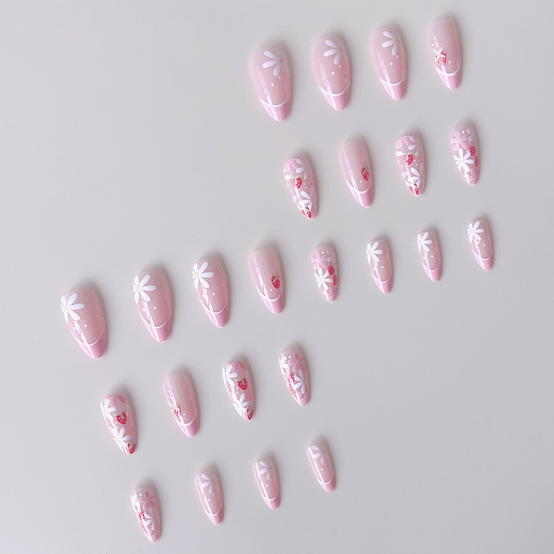 24pcs Ins Short Almond False N - Resin Art Flowers のレビューと価格