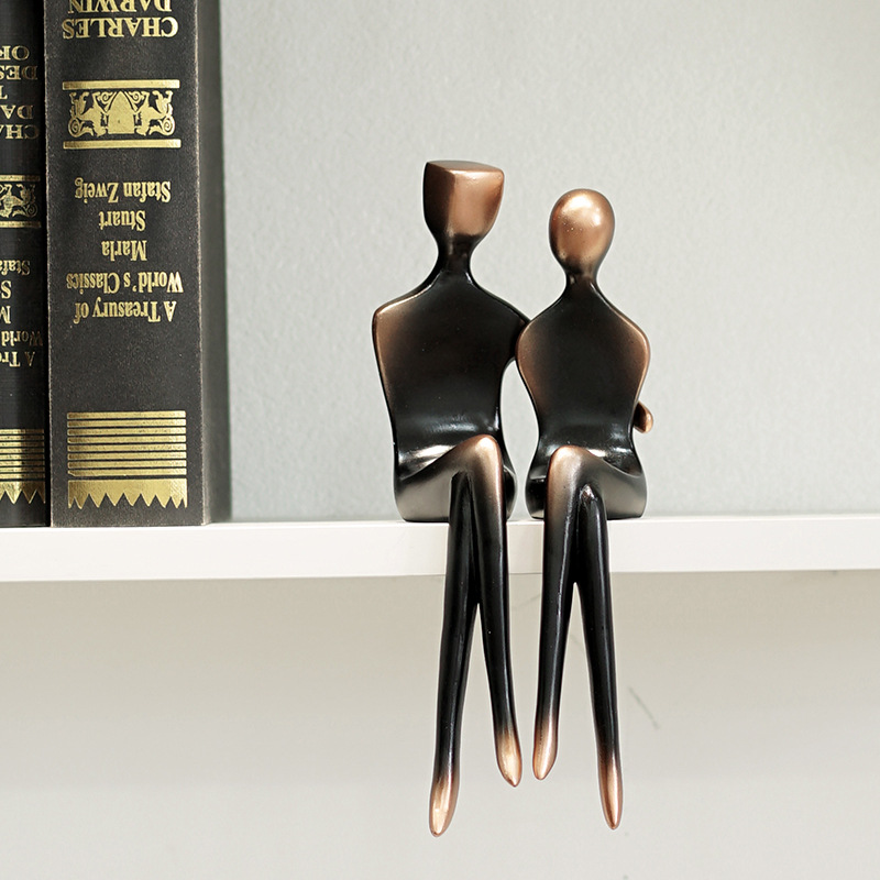 Couple Hugging Sculpture, Home - Resin Art Gift For Anniversary のレビューと価格