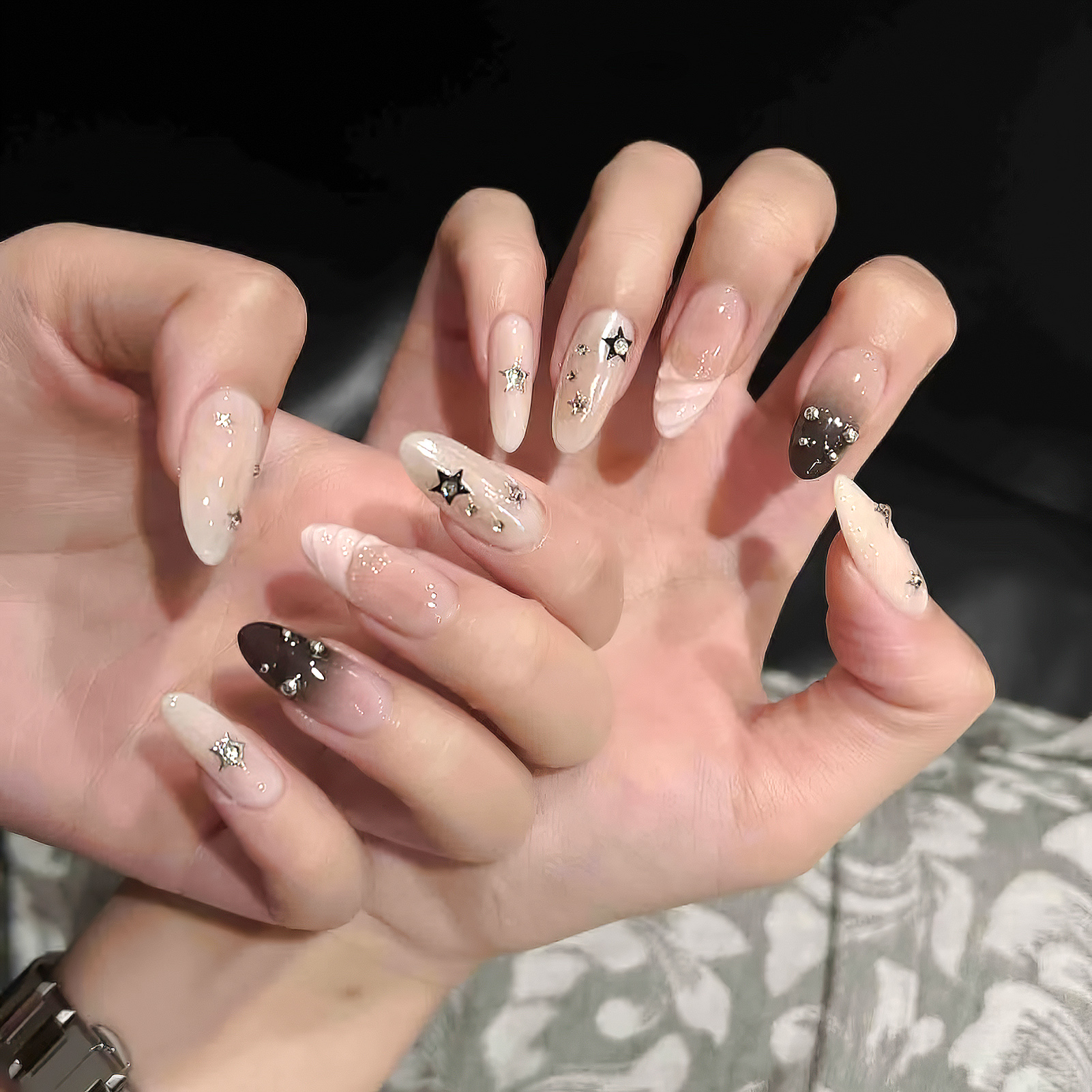 10pcs Almond Fake Nails Star G - Resin Art Glitter のレビューと価格